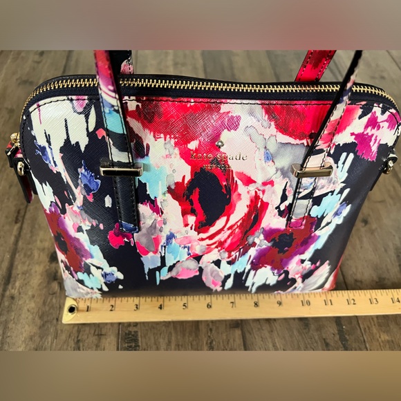 KATE SPADE SATCHEL, Very Good Condition - Picture 10 of 13